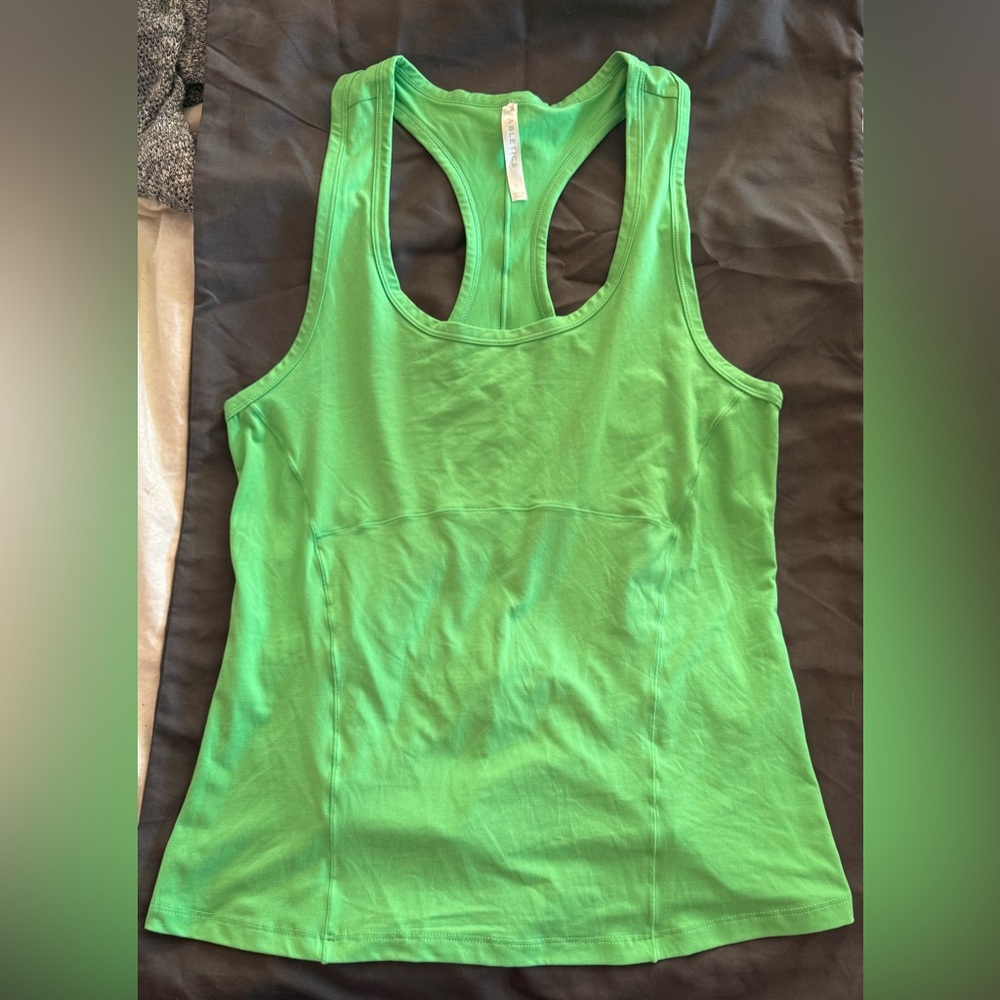Fabletics Workout Tank Size L / Green